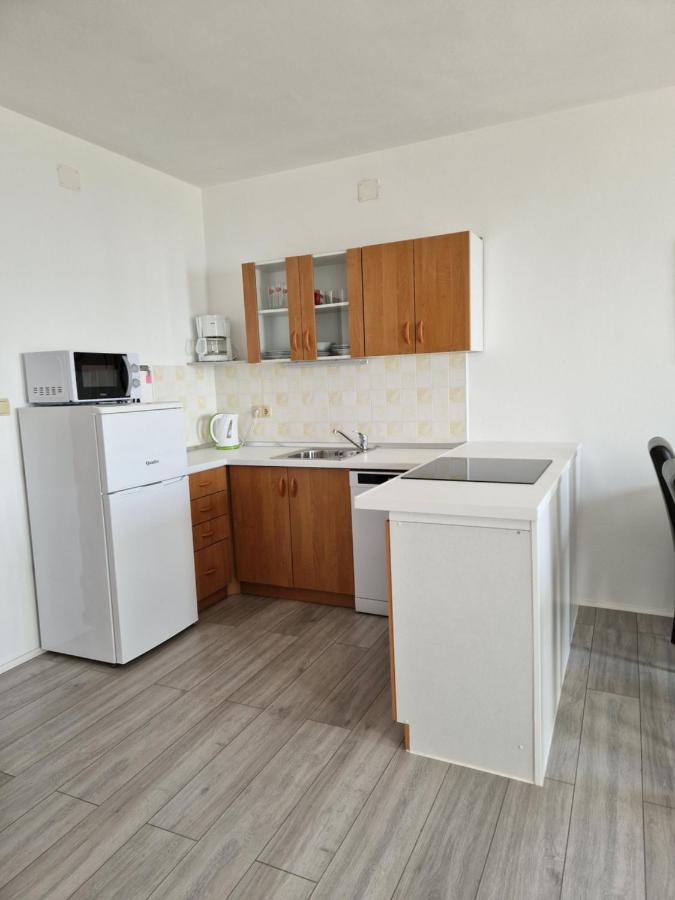 Apartments Velic Crikvenica Bagian luar foto