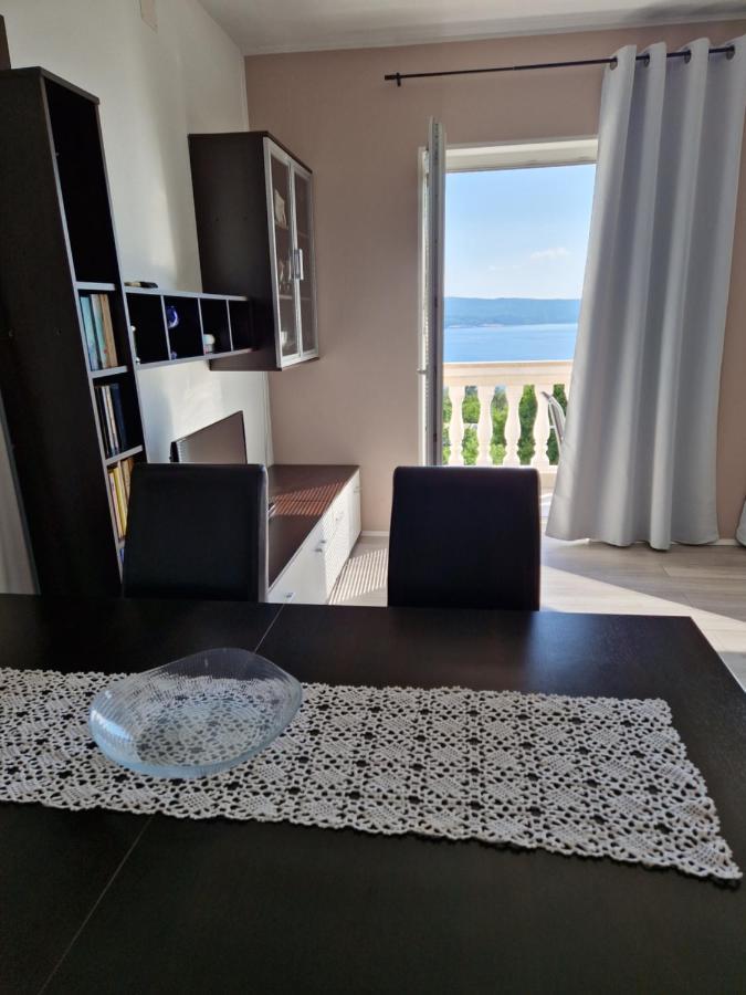 Apartments Velic Crikvenica Bagian luar foto