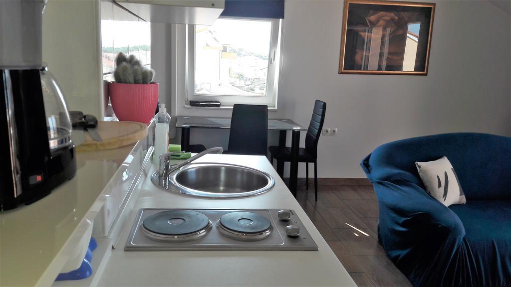 Apartments Velic Crikvenica Bagian luar foto
