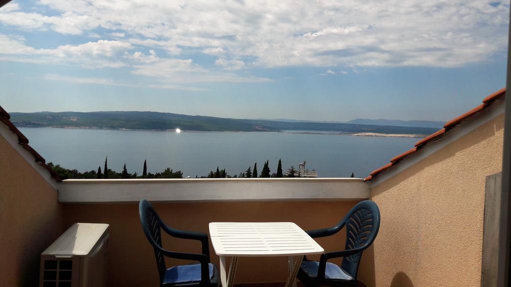 Apartments Velic Crikvenica Bagian luar foto