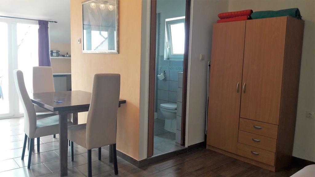 Apartments Velic Crikvenica Bagian luar foto