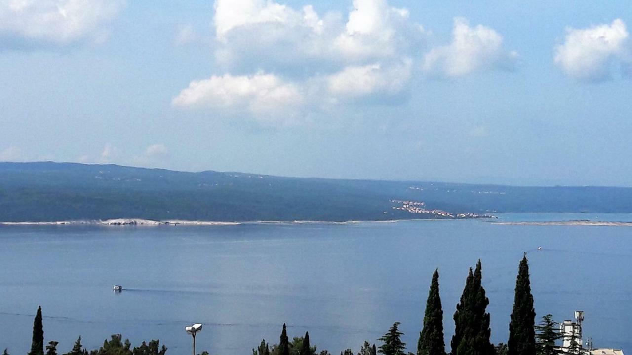 Apartments Velic Crikvenica Bagian luar foto